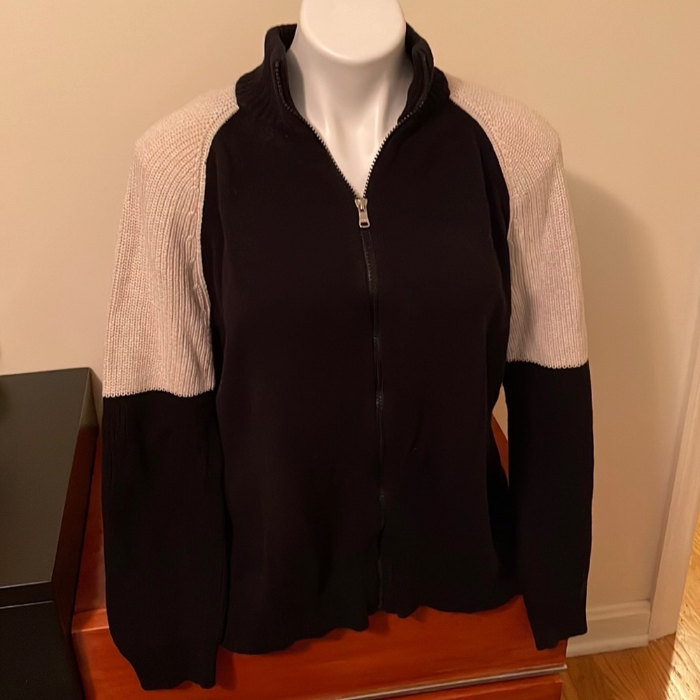 Chaps collared color block sweater black and cream size XL